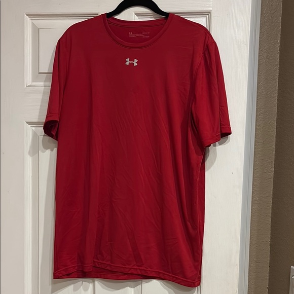 Under Armour Other - Under Armour Red Short Sleeve Performance Tee